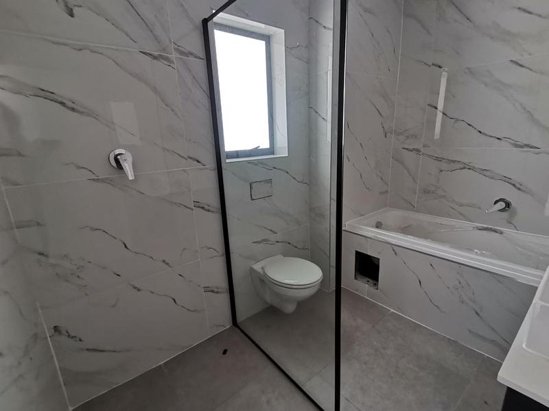 To Let 2 Bedroom Property for Rent in Clamhall Western Cape